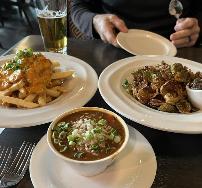 happy hour 4-6 pm Toulouse Restaurant Bar