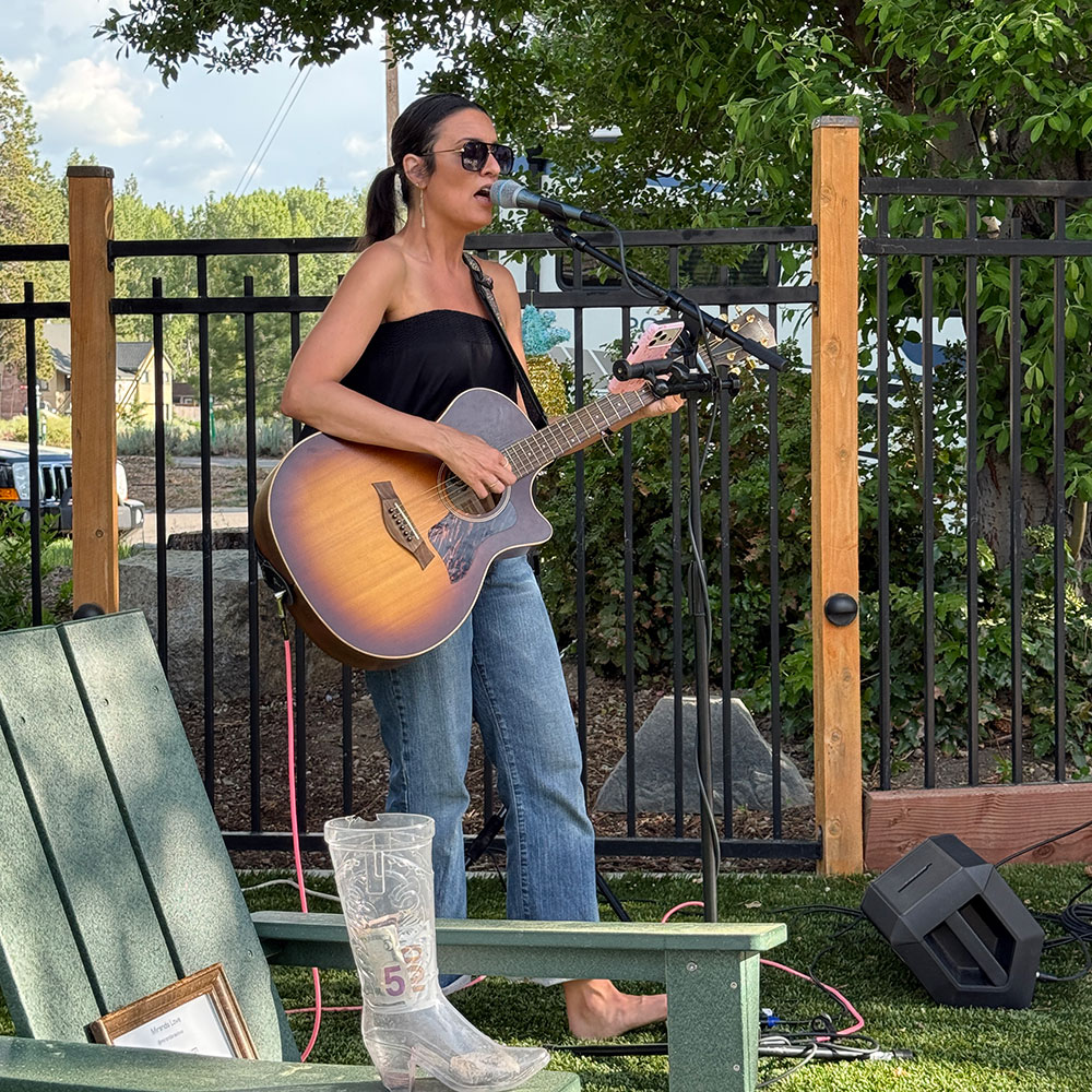 live music july august south lake tahoe toulouse restaurant and bare